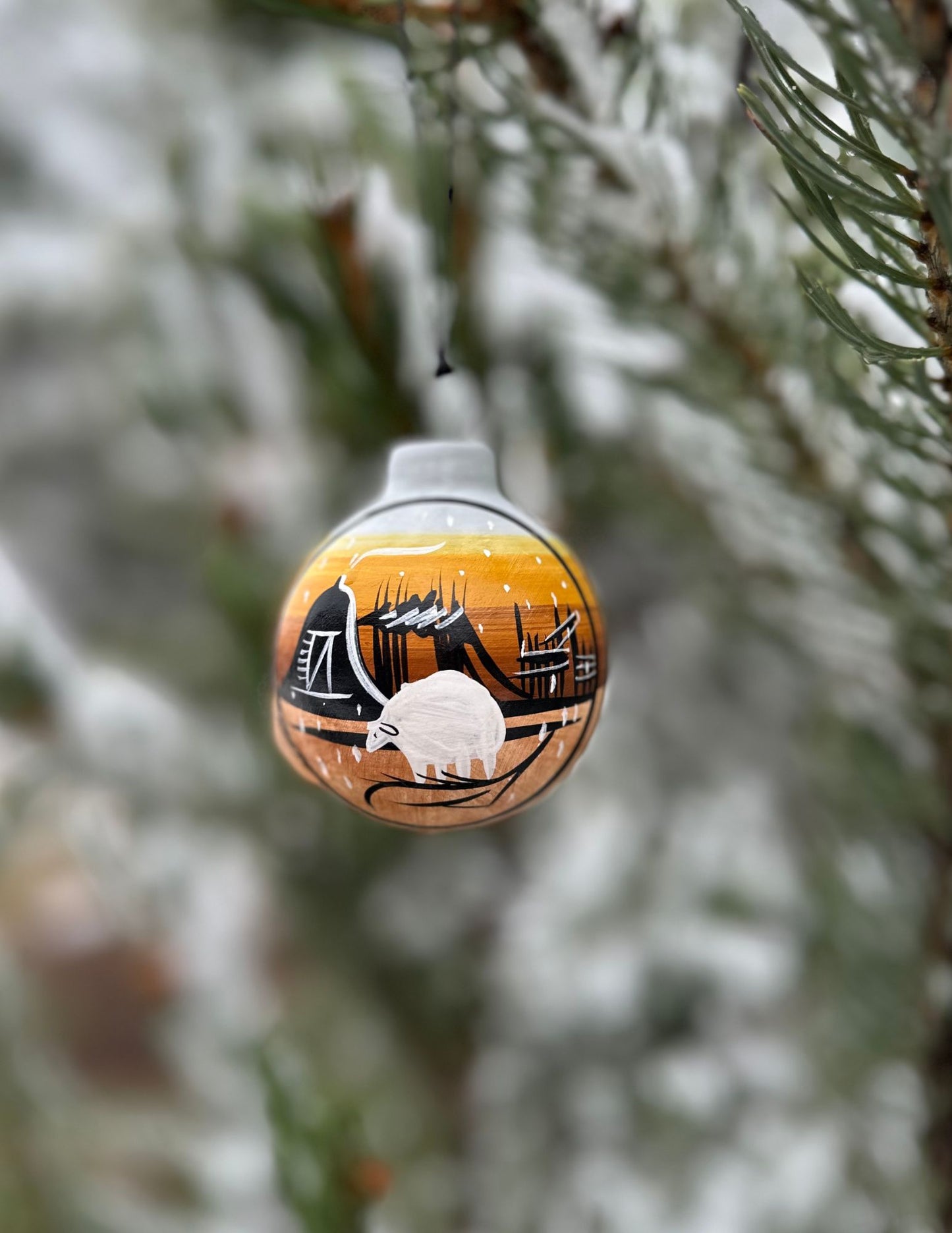 Navajo Made Handpainted Clay Ornaments-Sheep (Dí’be)