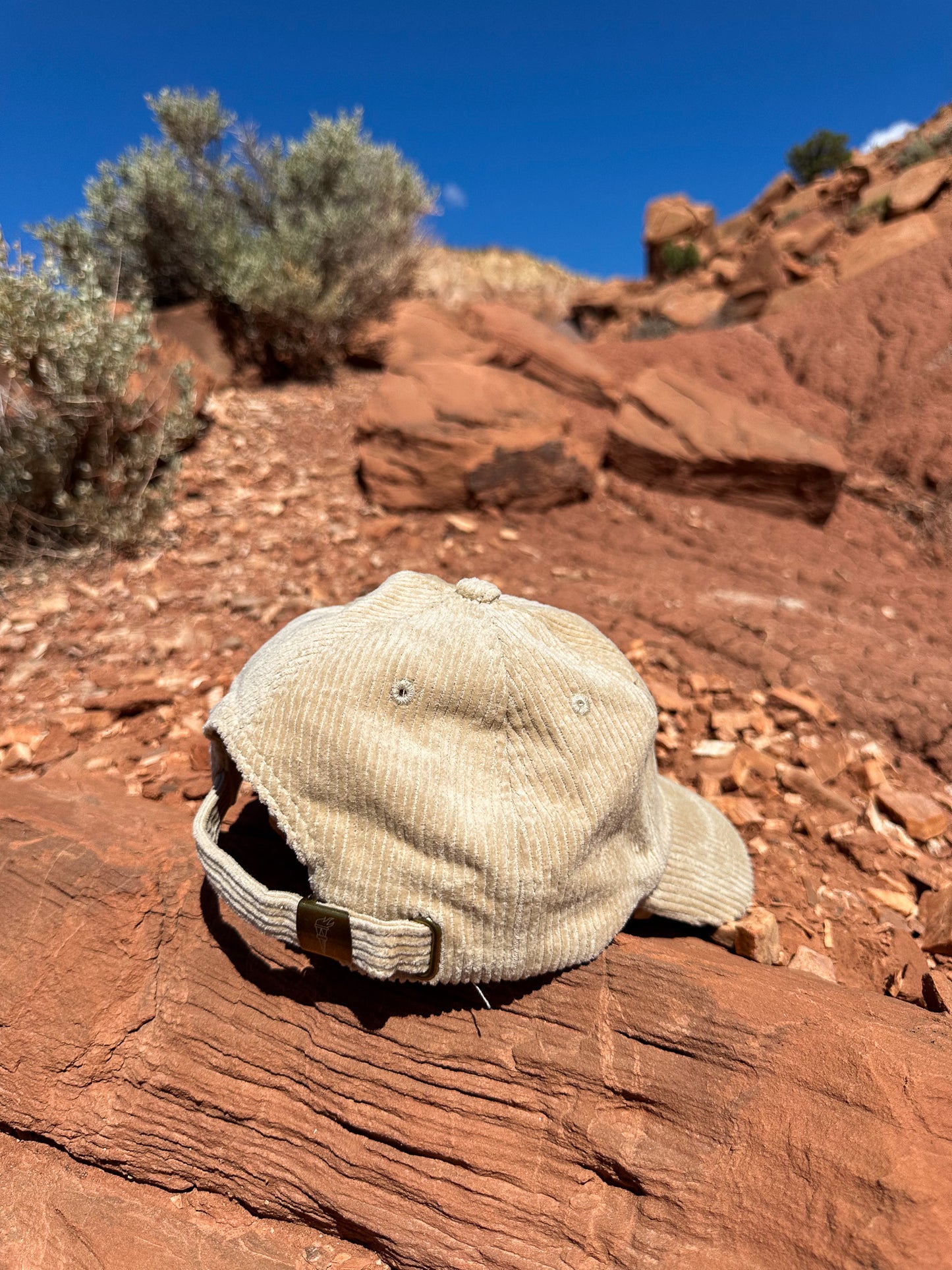 4KINSHIP Thundercloud Cordoroy Hat - Sandstone