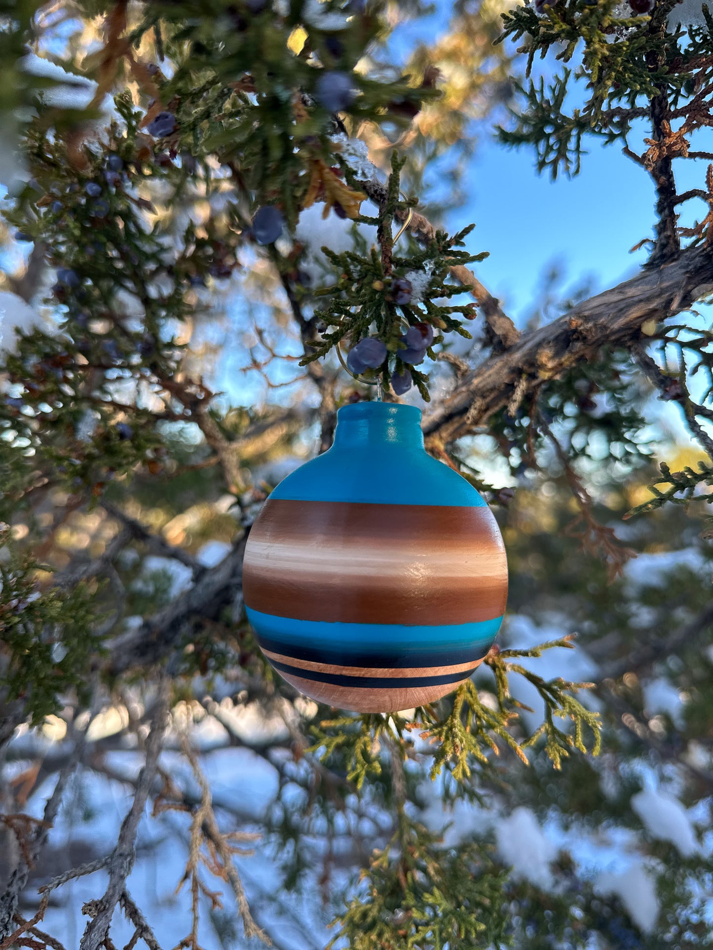 Navajo Made Handpainted Clay Ornaments-Bear Stripe (Shash)