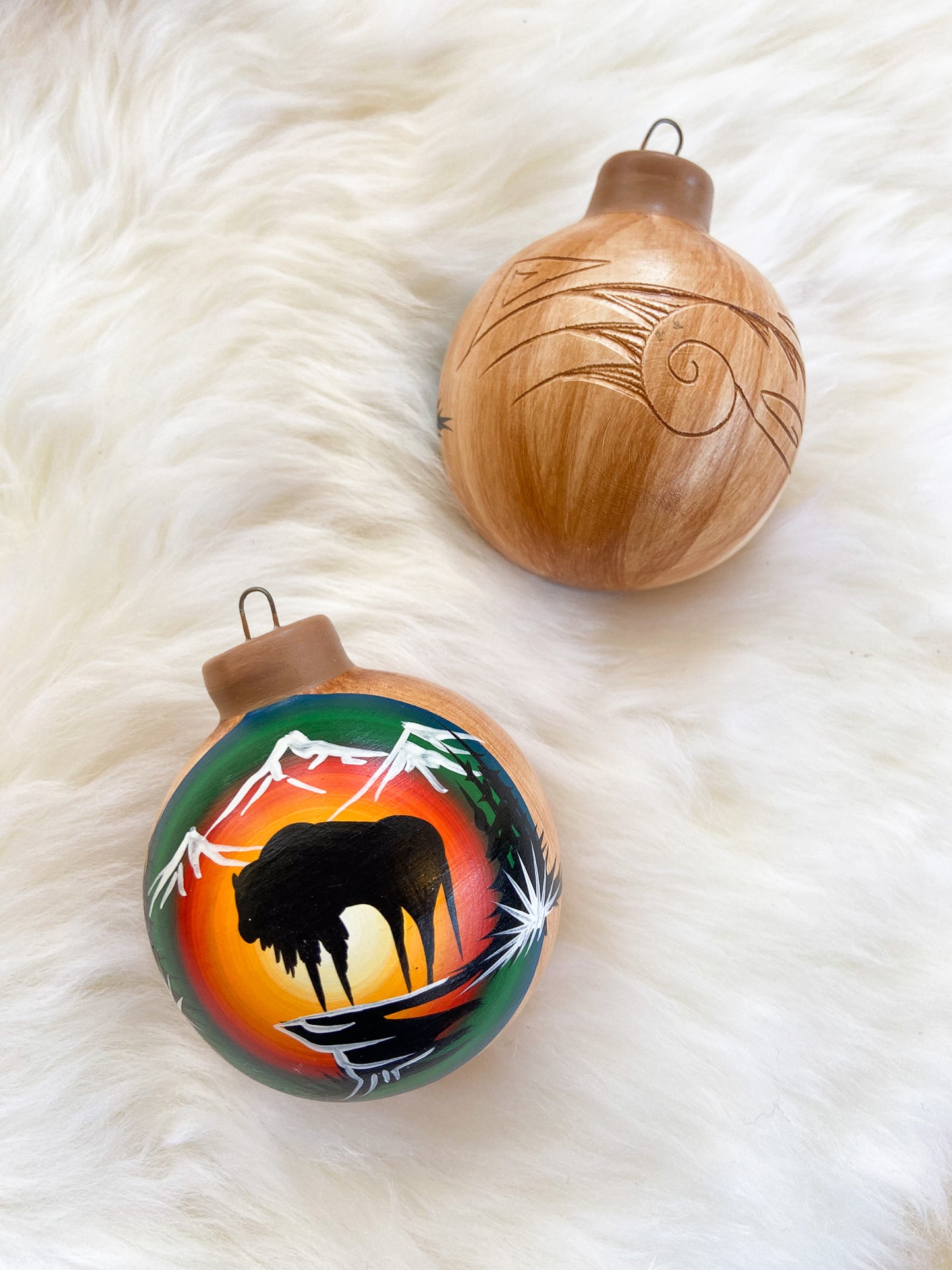 Navajo Made Handpainted Clay Ornaments-Buffalo (Ayaaní)