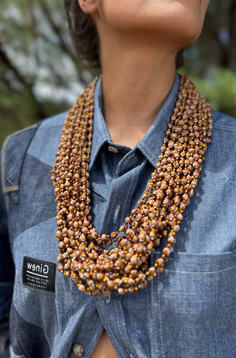 Navajo Made Juniper berries Bead Yoo’ (Necklace)- Multicolor